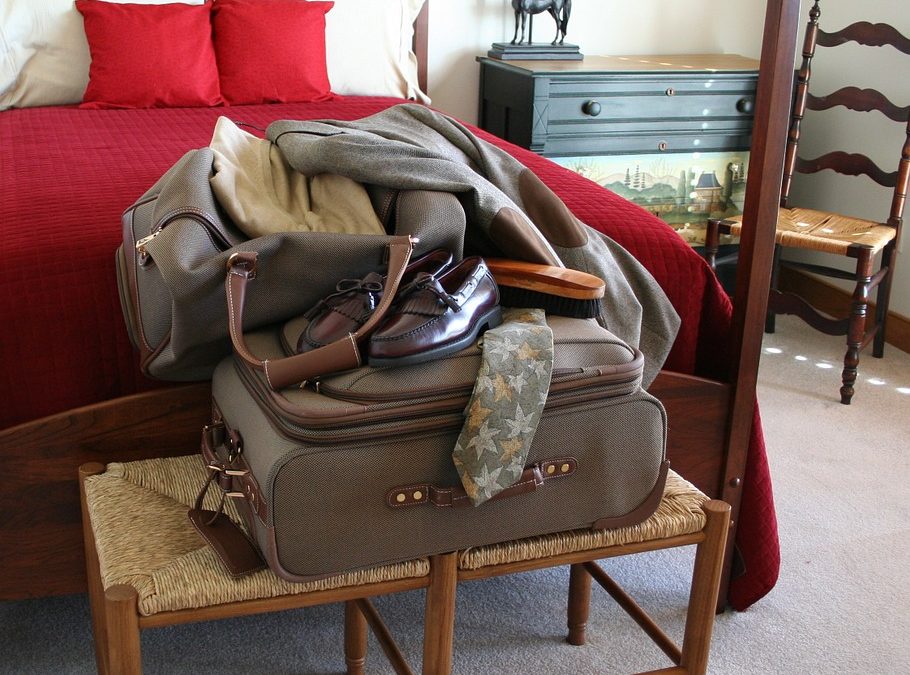 TRAVEL HACKS TO KEEP YOU CLEAN and ORGANIZED – VIDEO